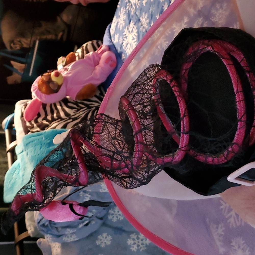 Light up witches hat - Picture 2 of 5